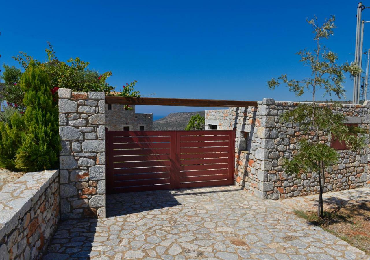 Focalion Castle Luxury Suites Pírgos Dhiroú Екстериор снимка