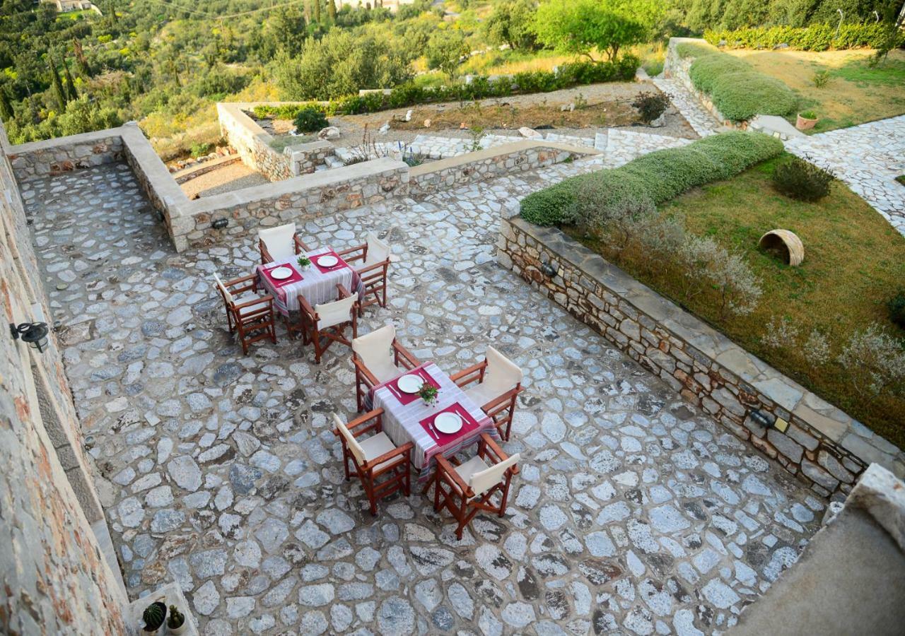 Focalion Castle Luxury Suites Pírgos Dhiroú Екстериор снимка